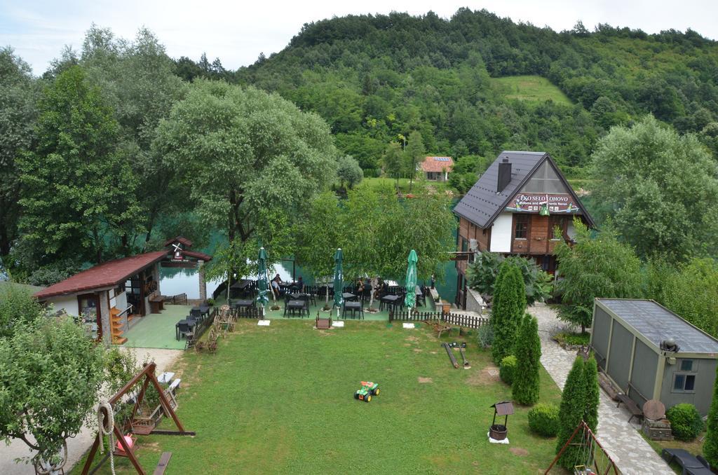 Rooms And Apartments Neron Bihac Lohovo ภายนอก รูปภาพ