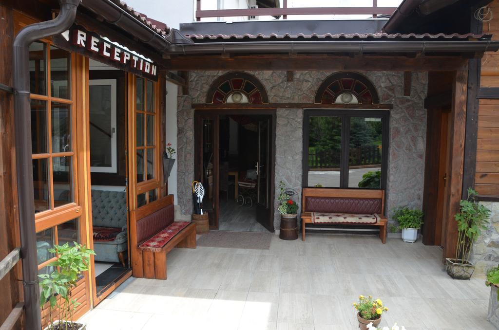 Rooms And Apartments Neron Bihac Lohovo ภายนอก รูปภาพ