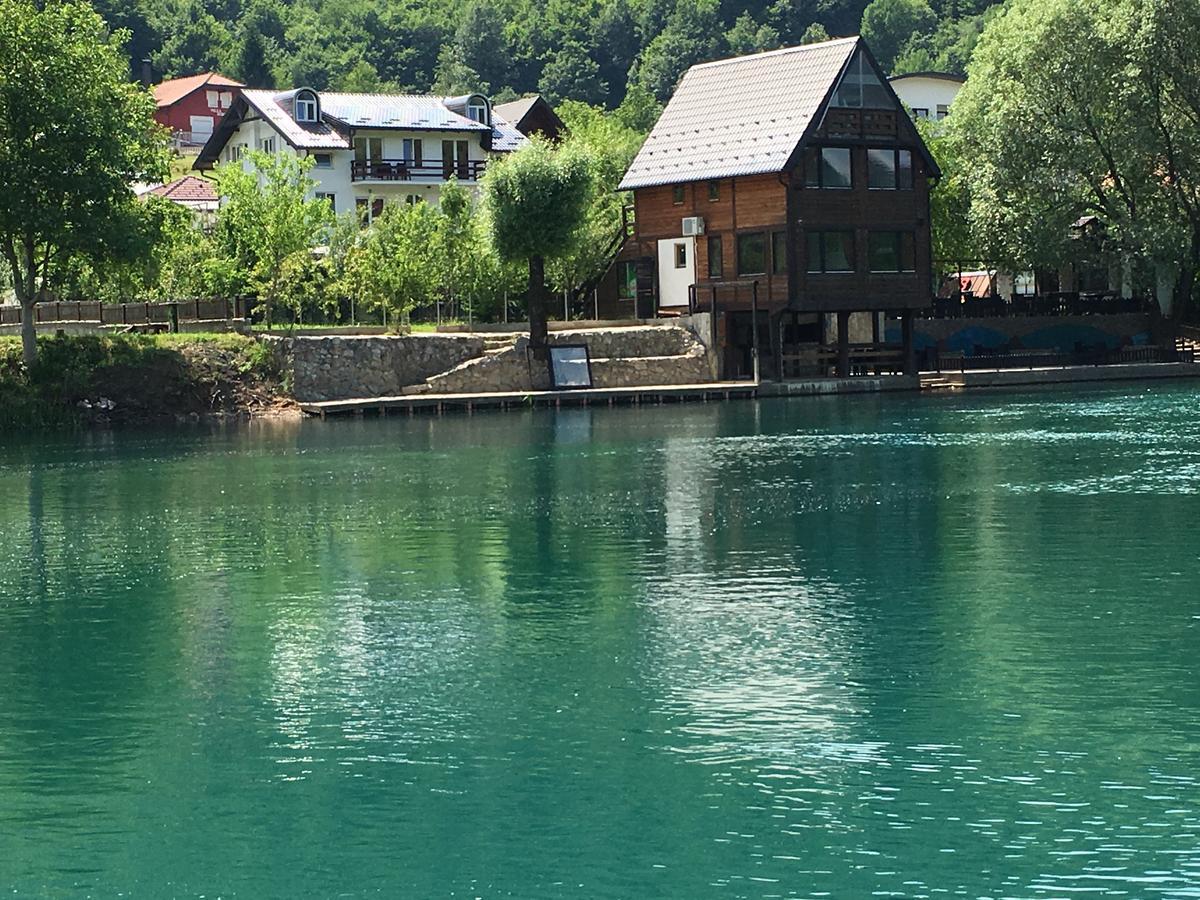 Rooms And Apartments Neron Bihac Lohovo ภายนอก รูปภาพ